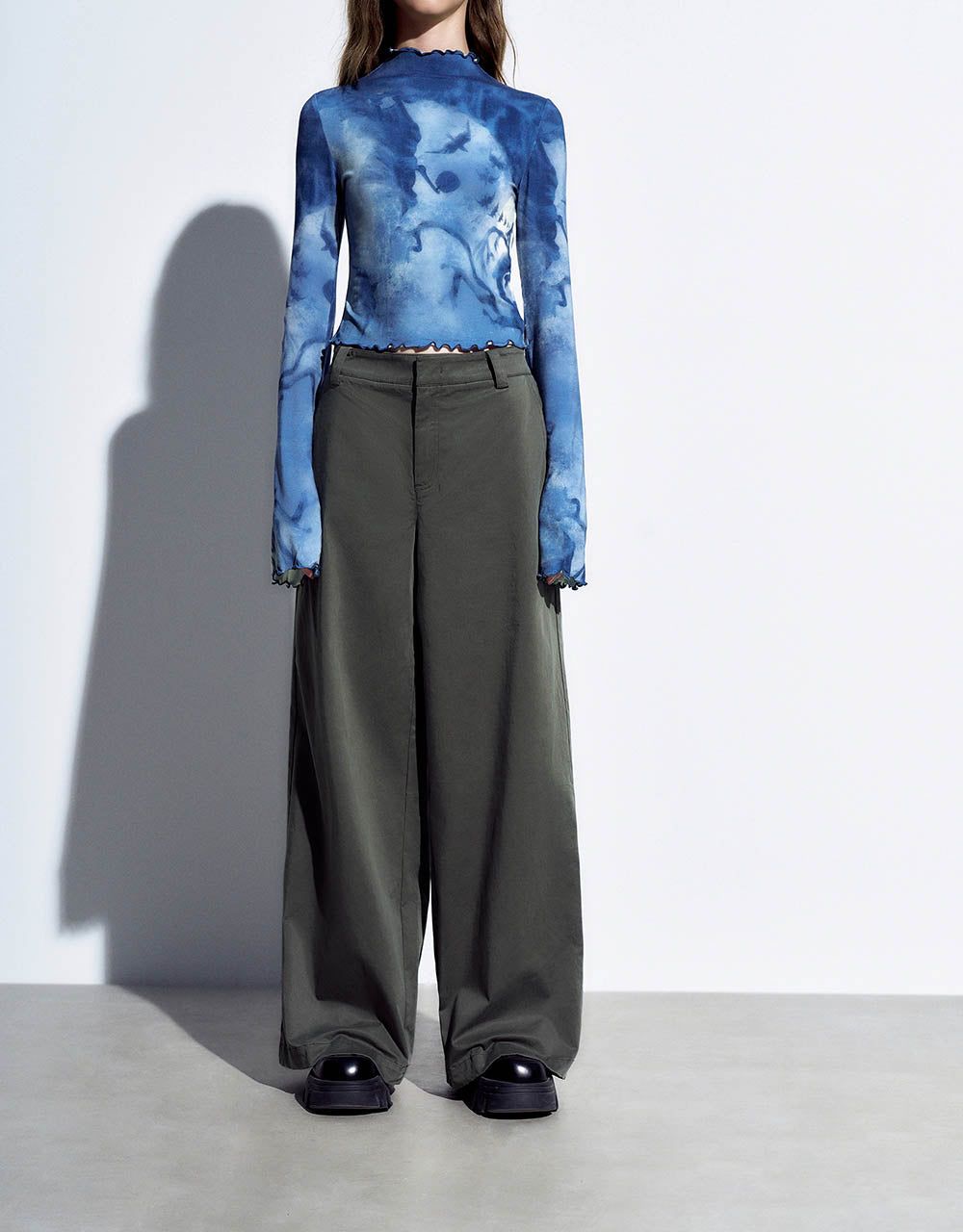 Wide-Leg Pants With Pockets sold by Urban Revivo product image thumbnail 2