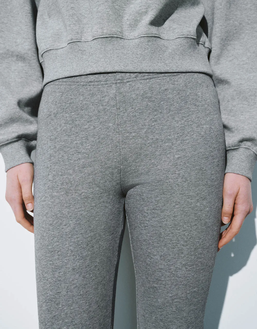 Elastic Waist Knitted Cropped Flare Pants sold by Urban Revivo product image thumbnail 5