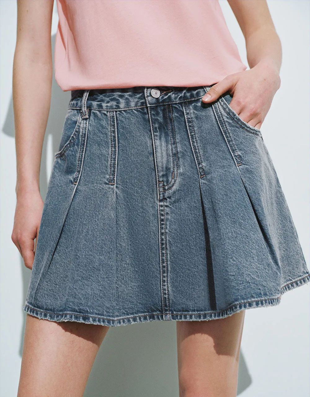 Pleated Mini A-Line Denim Skirt sold by Urban Revivo product image thumbnail 5