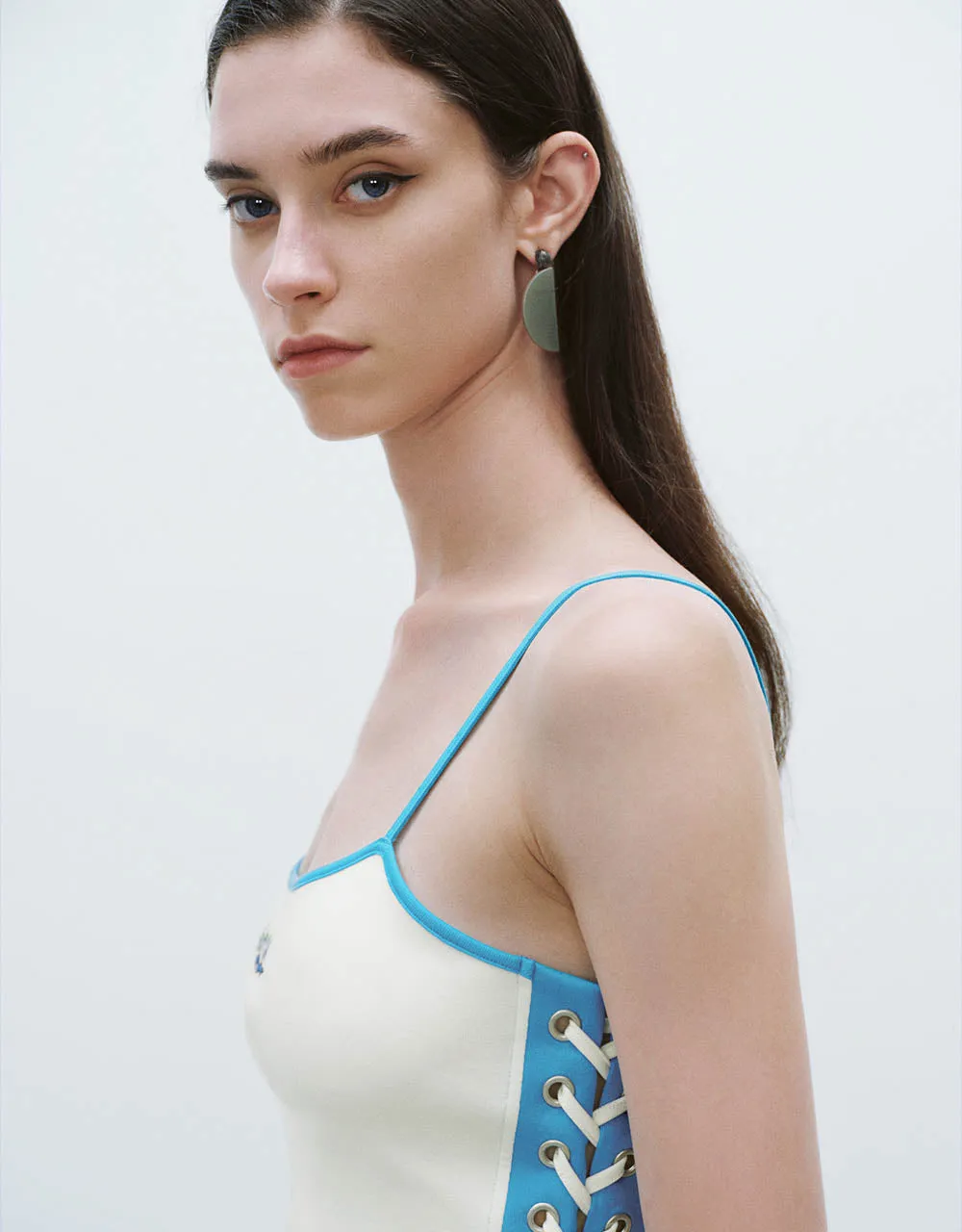 U Neck Cropped Cami Top sold by Urban Revivo product image thumbnail 4