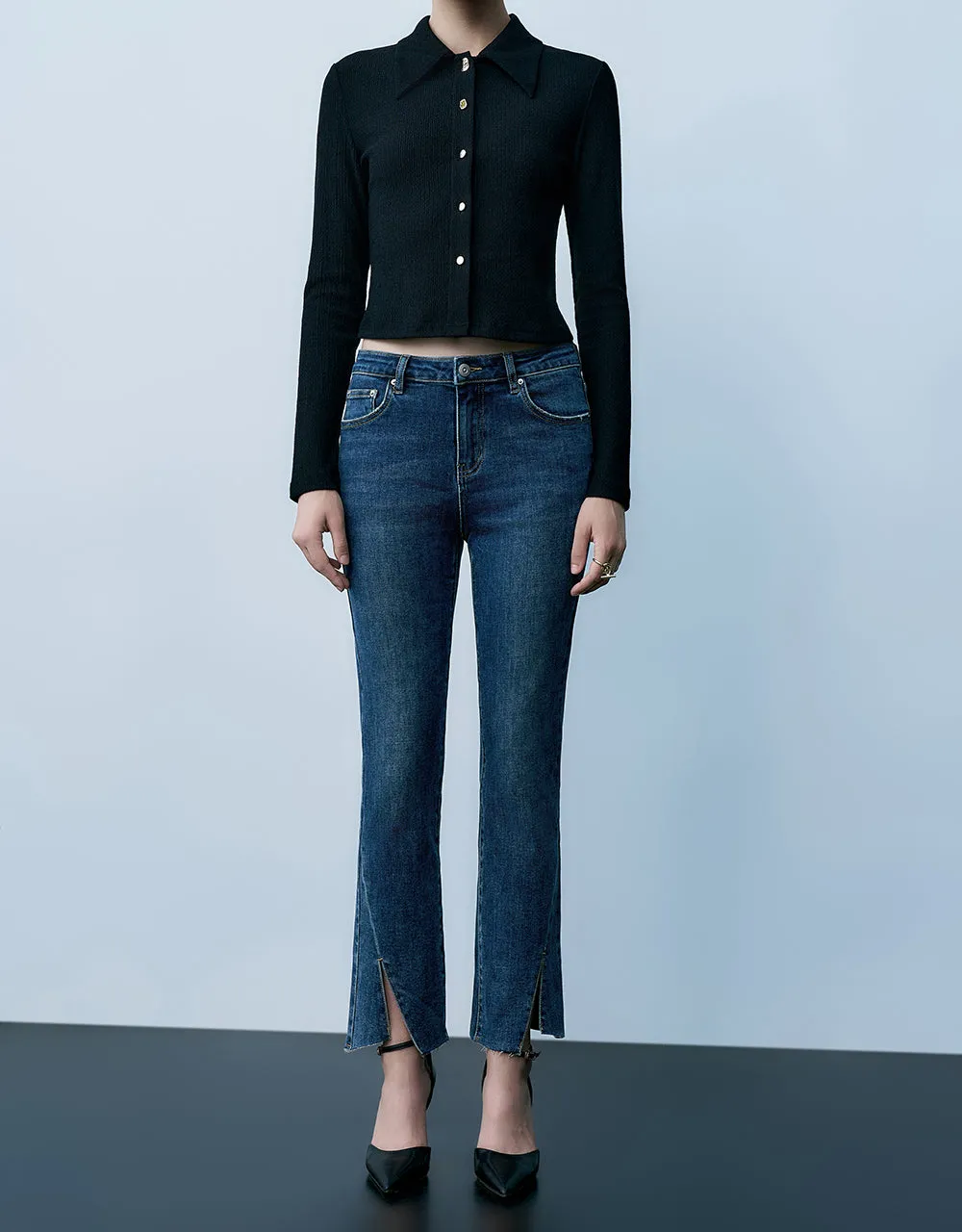 Split Hem Straight Jeans sold by Urban Revivo product image thumbnail 2