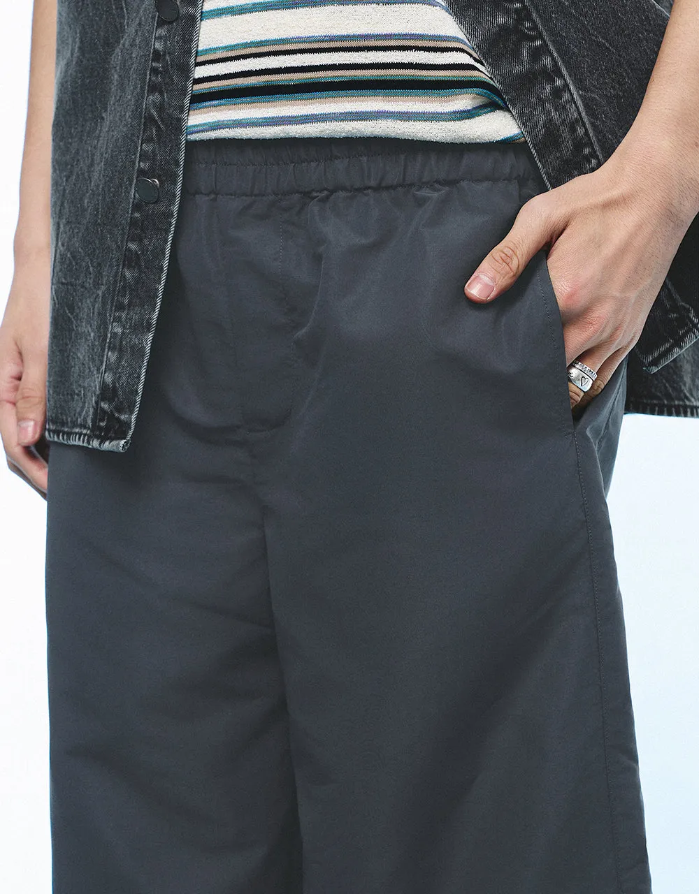 Elastic Waist Jogger Pants sold by Urban Revivo product image thumbnail 5