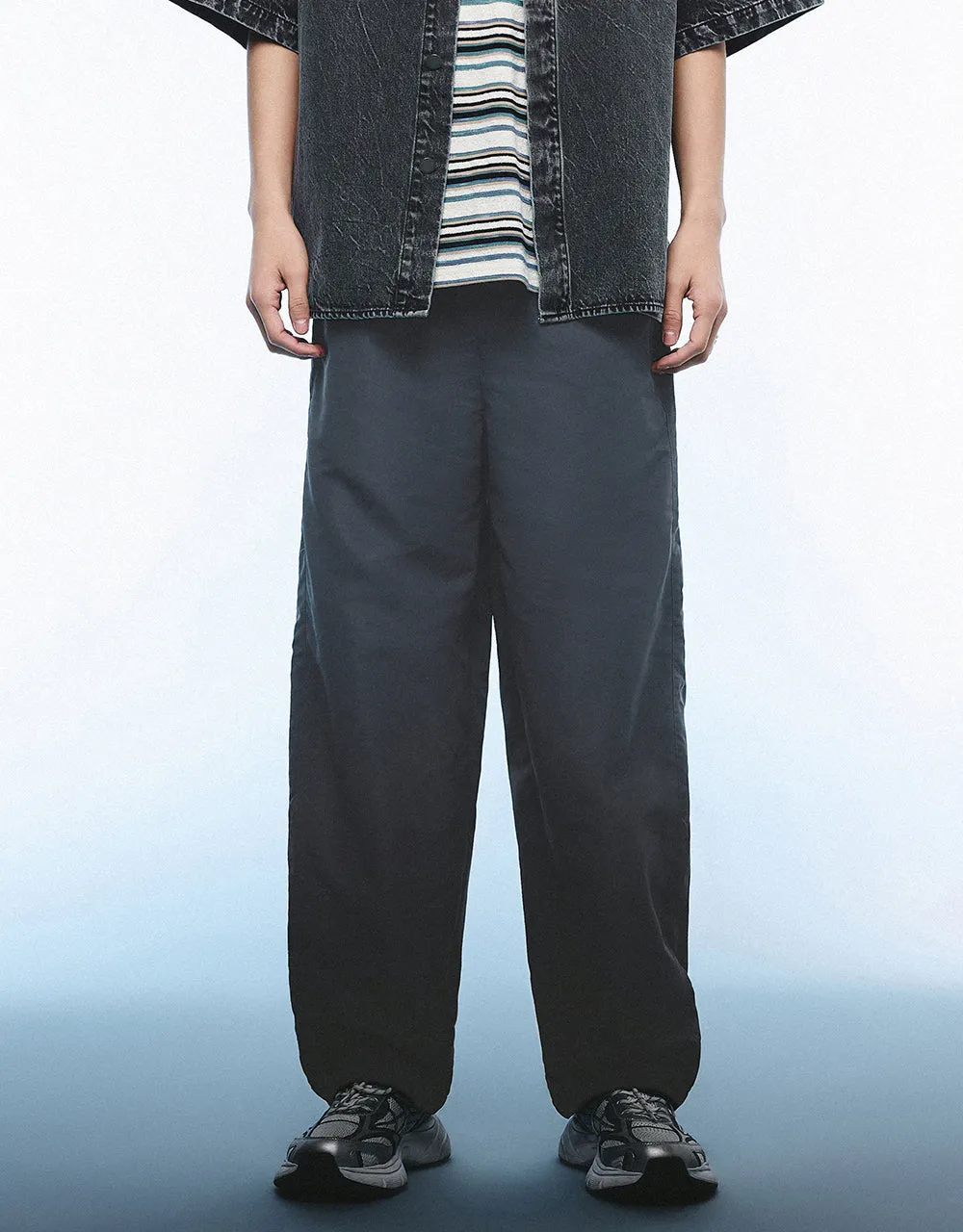 Elastic Waist Jogger Pants sold by Urban Revivo product image thumbnail 2