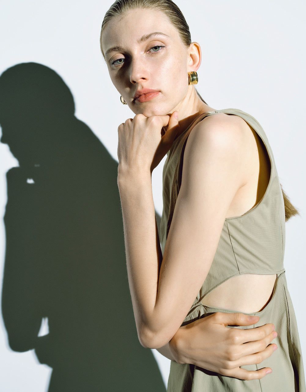 Cut-Out Sleeveless Skater Dress sold by Urban Revivo product image thumbnail 5