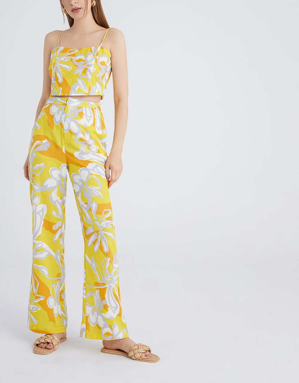 Floral Jacquard Wide Leg Pants sold by Urban Revivo product image thumbnail 2