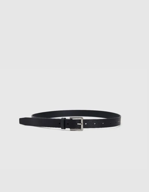 Leather Belt sold by Urban Revivo
