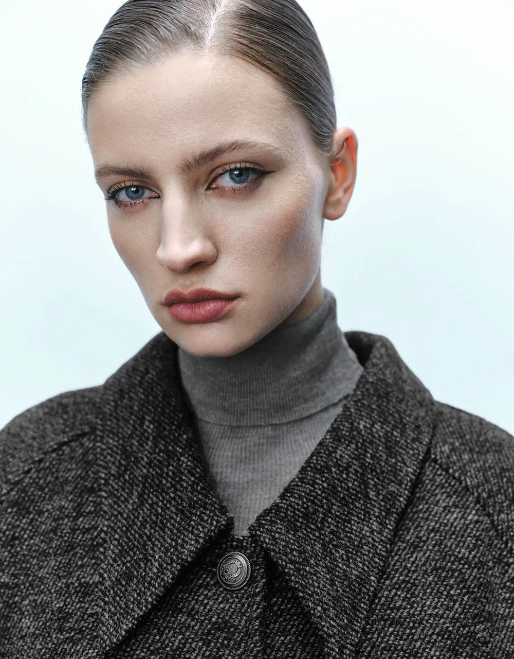 Button Up Straight Jacket sold by Urban Revivo product image thumbnail 5