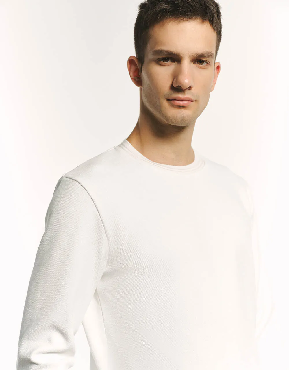 Crew Neck Straight Sweatshirt sold by Urban Revivo product image thumbnail 5