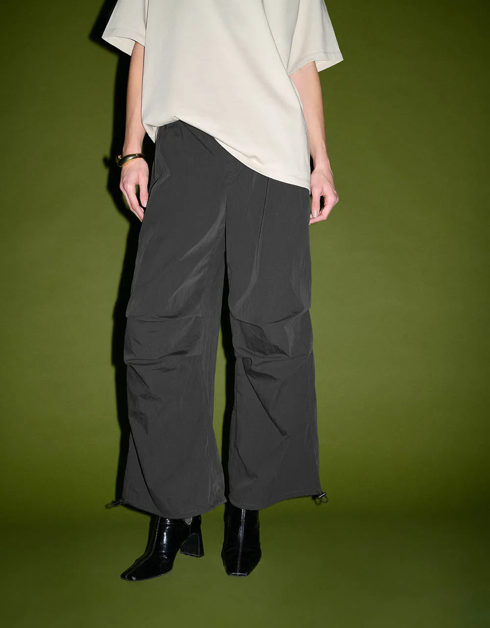 Elastic Waist Knitted Wide-Leg Pants sold by Urban Revivo product image thumbnail 2