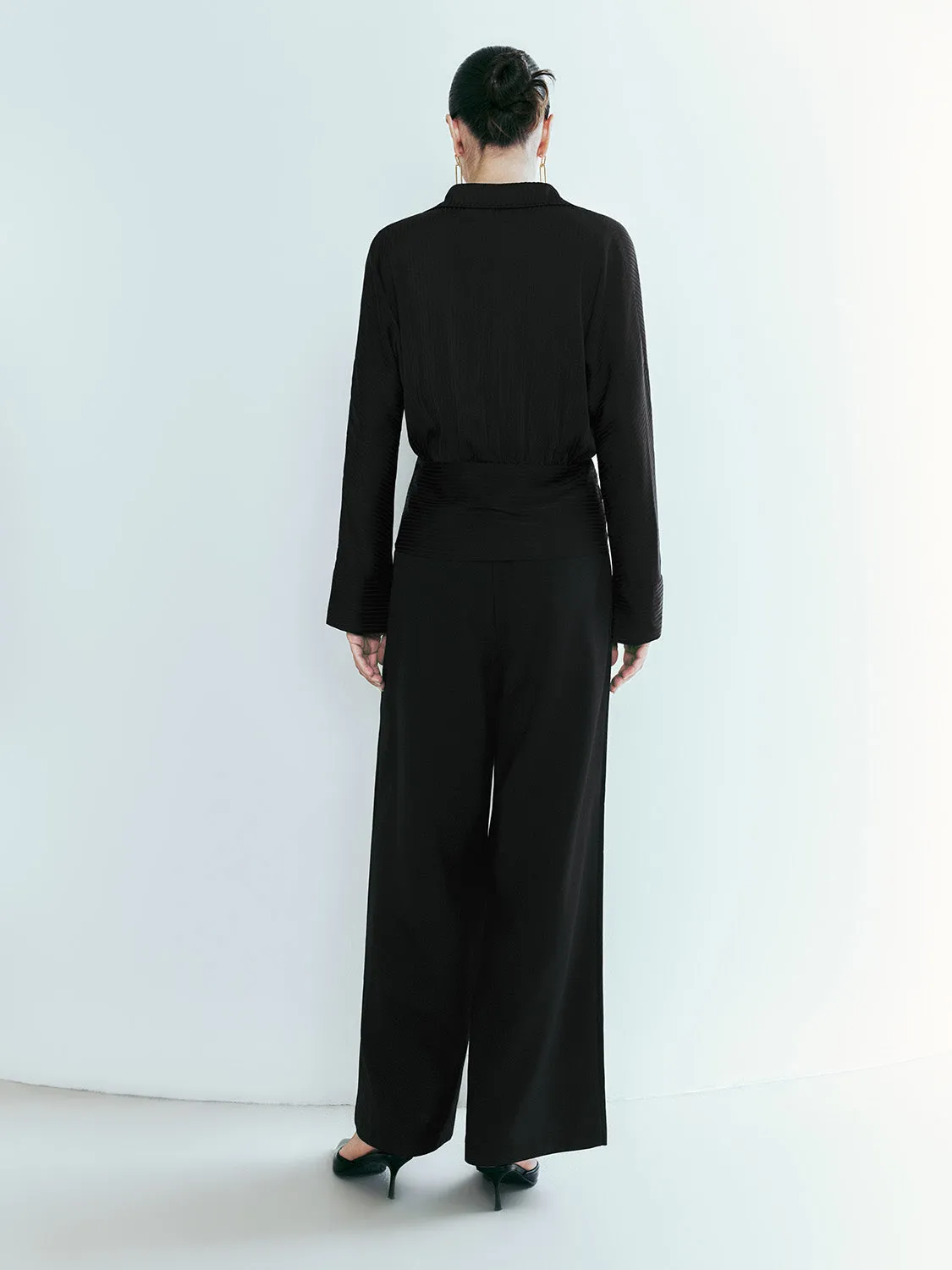 Collared Neck Surplice Front Blouse sold by Urban Revivo product image thumbnail 4