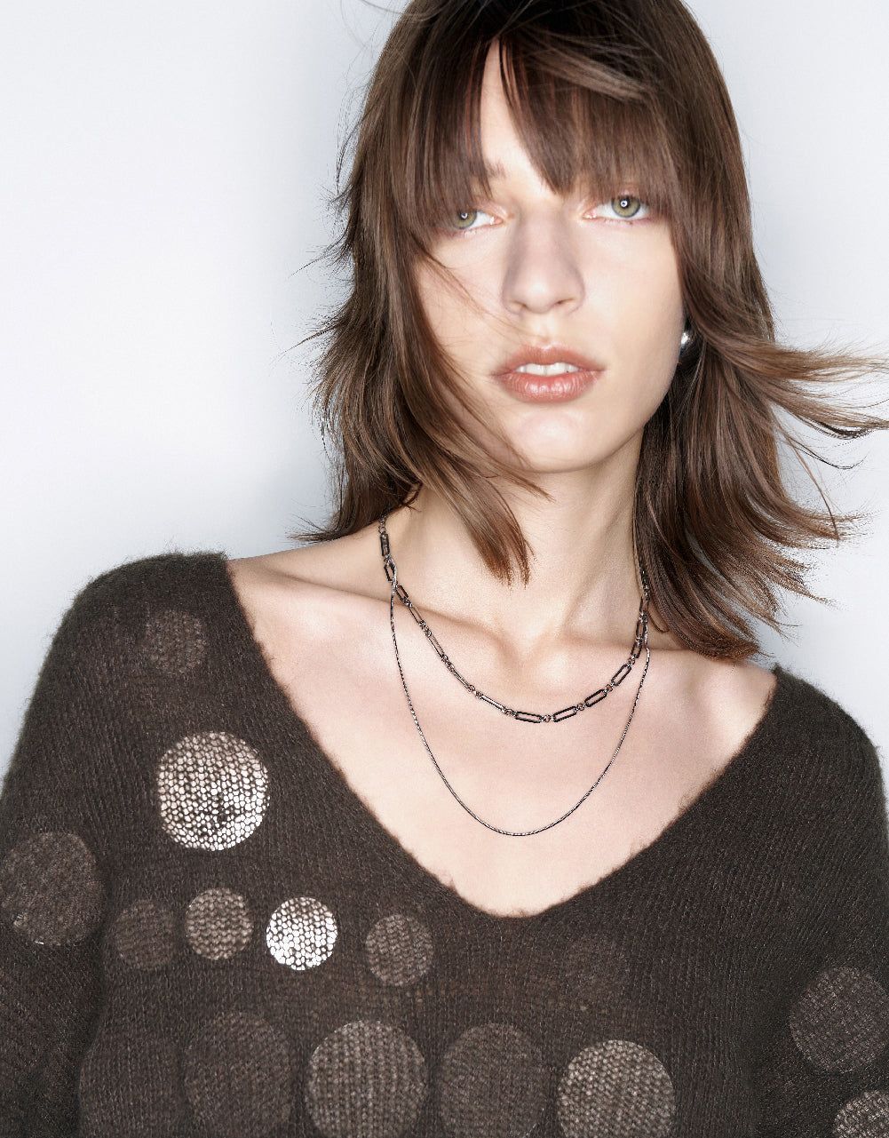 Drop Shoulder Sleeve V-Neck Knitted T-Shirt sold by Urban Revivo product image thumbnail 5