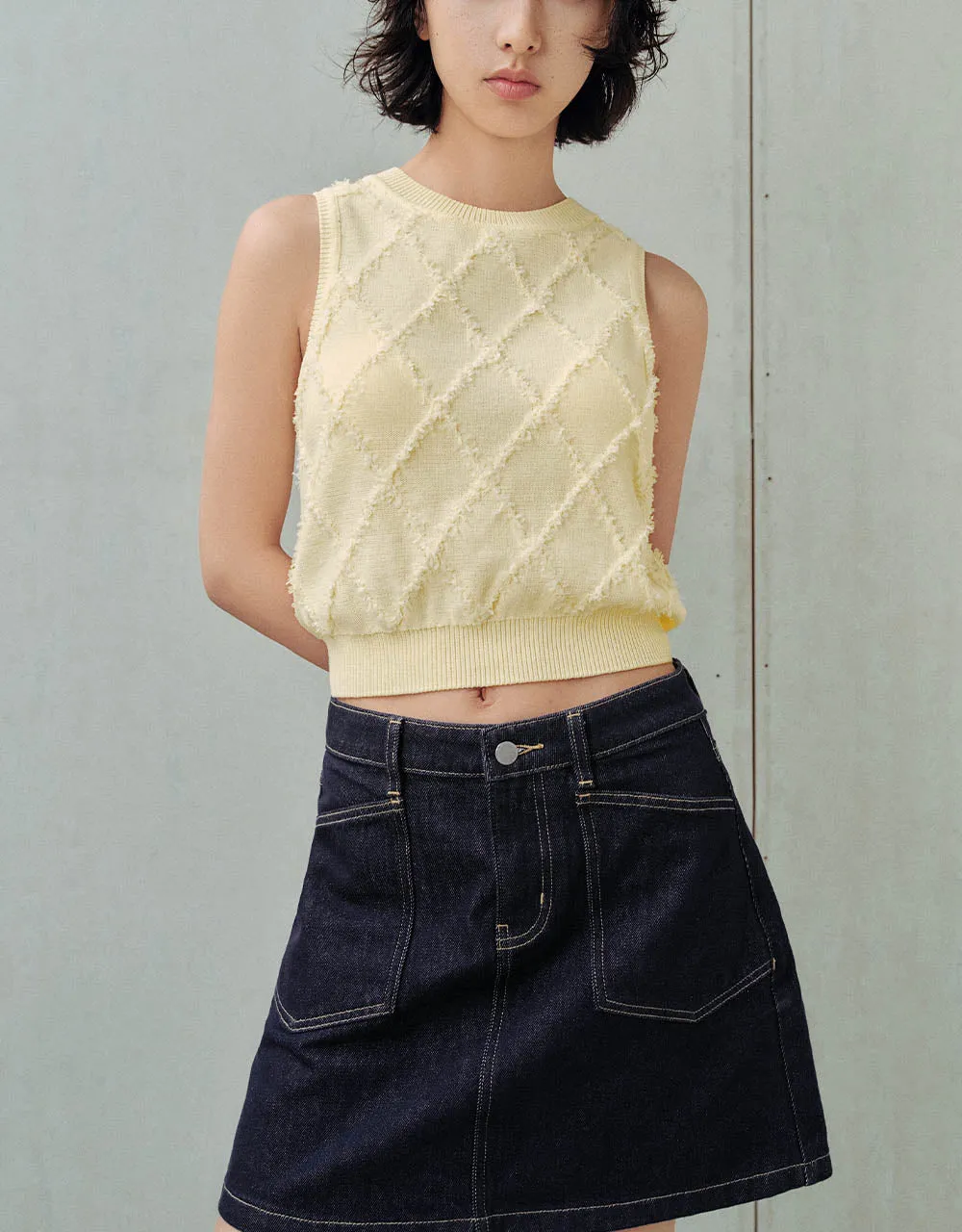 Crew Neck Knitted Tank Top sold by Urban Revivo product image thumbnail 2