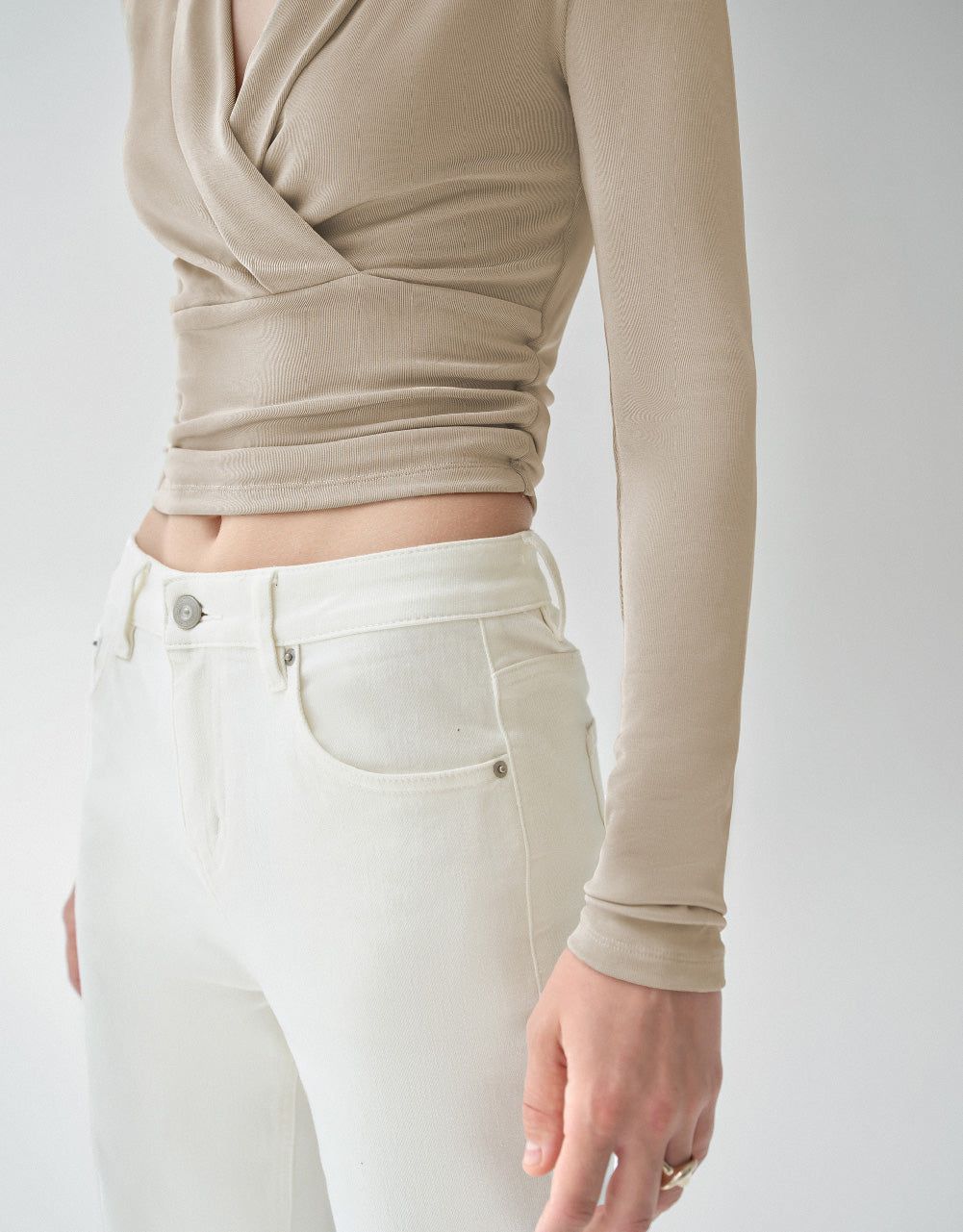 Ruched Surplice Front Skinny T-Shirt sold by Urban Revivo product image thumbnail 5