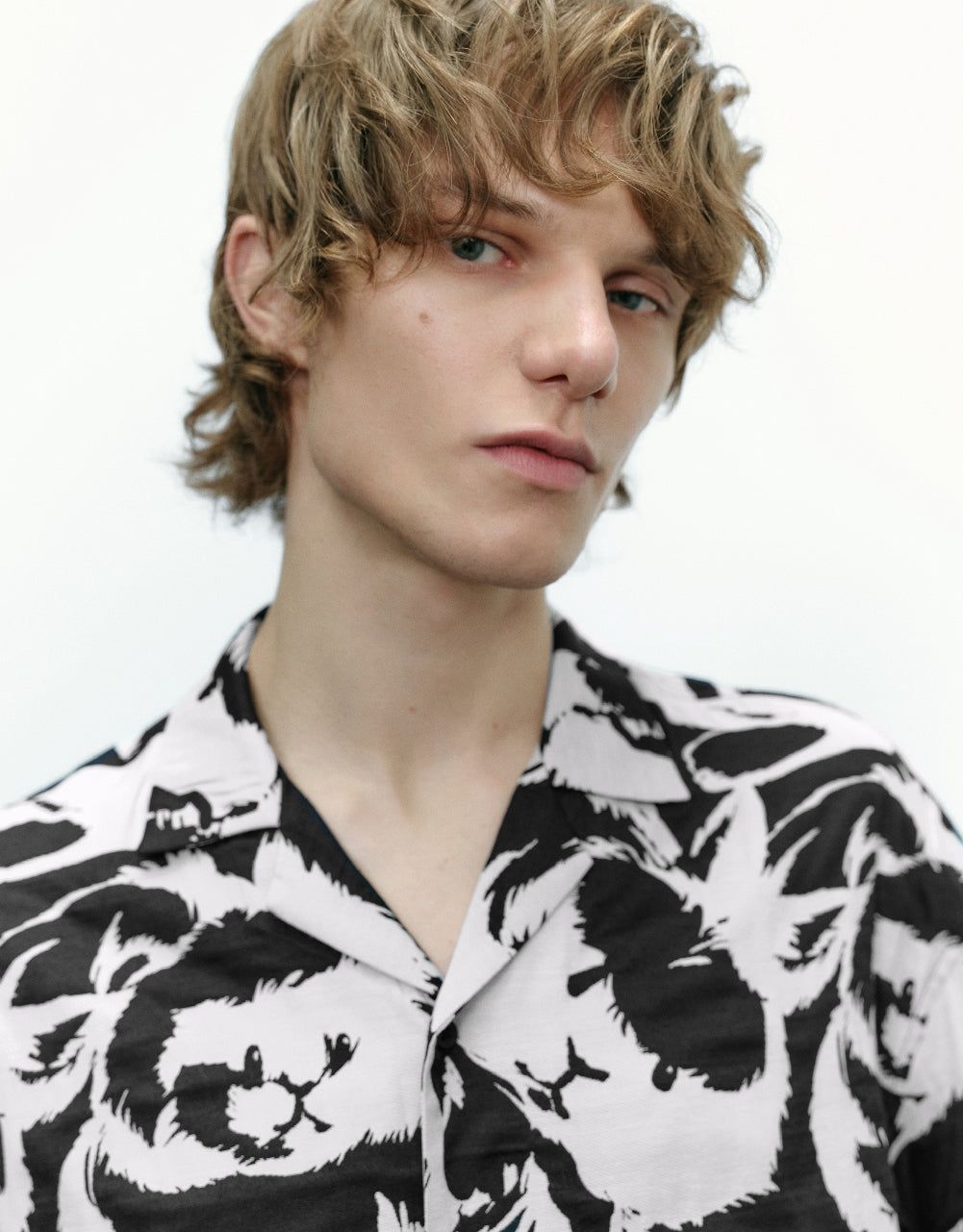 Printed Loose Shirt sold by Urban Revivo product image thumbnail 4