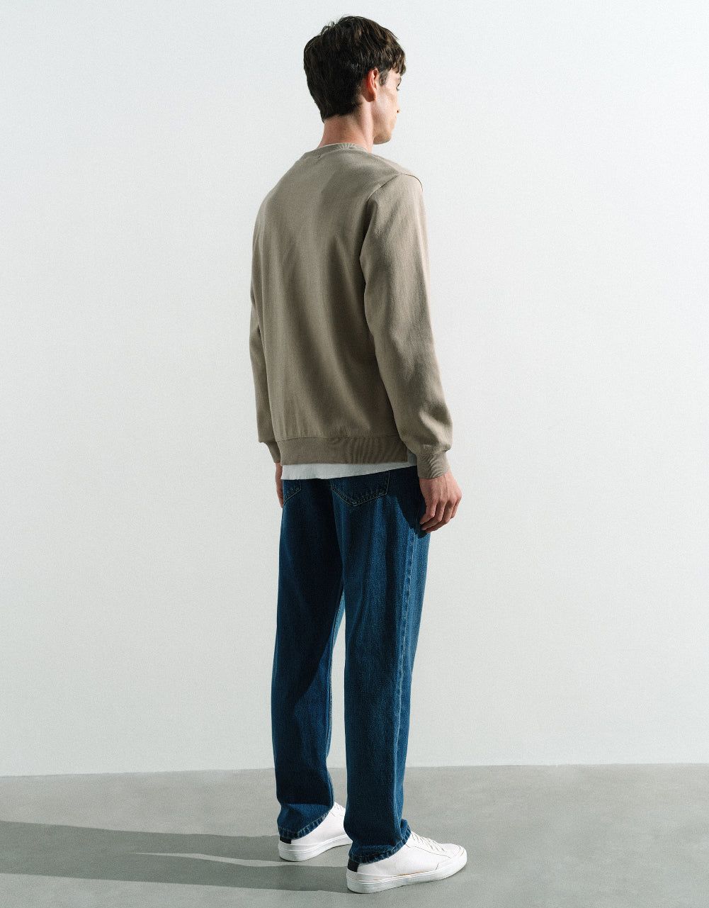 Straight Jeans sold by Urban Revivo product image thumbnail 5