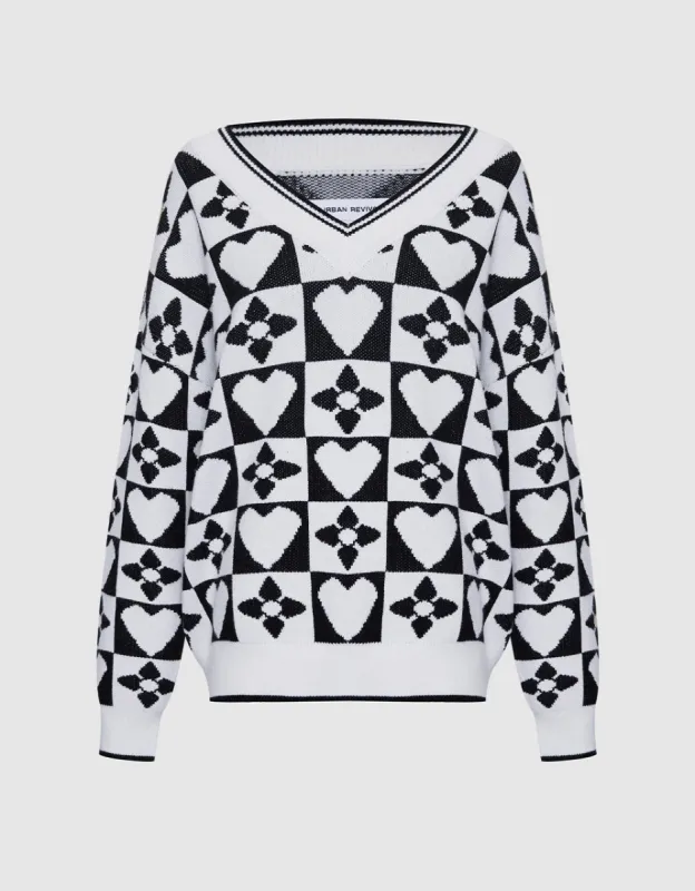 Heart & Checkered Pattern Sweater sold by Urban Revivo