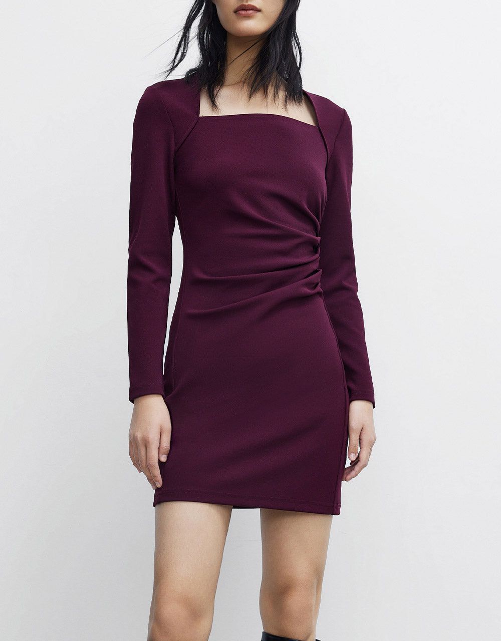 Ruched Front Bodycon Dress sold by Urban Revivo product image thumbnail 2
