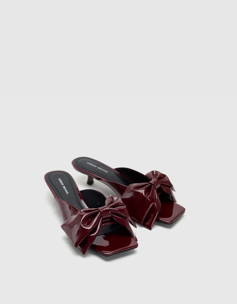 Bow Décor Square Toe Slippers sold by Urban Revivo