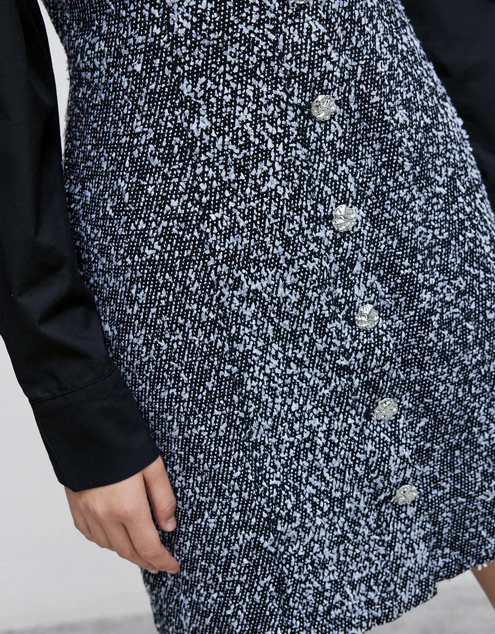 Spliced Button Up Denim Dress sold by Urban Revivo product image thumbnail 5