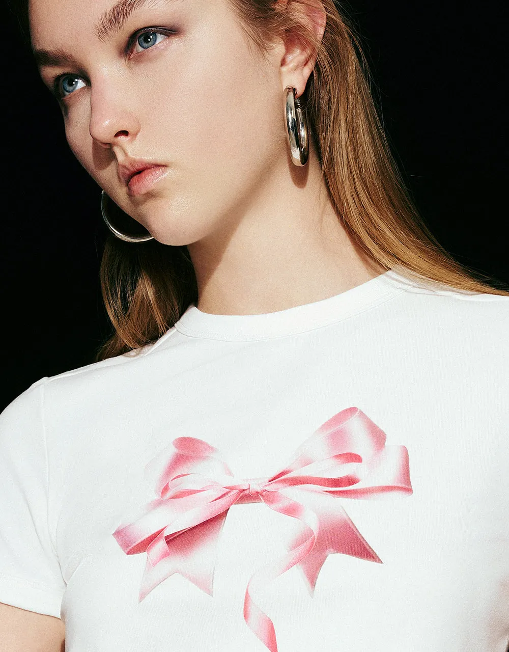 Bow Printed Crew Neck Skinny T-Shirt sold by Urban Revivo product image thumbnail 4