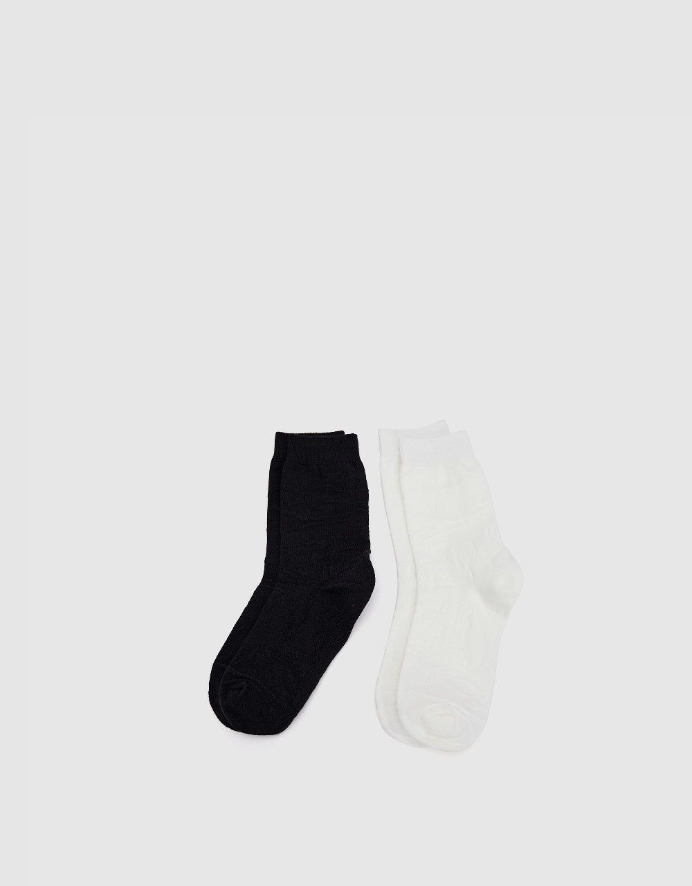 Mid-Length Socks sold by Urban Revivo