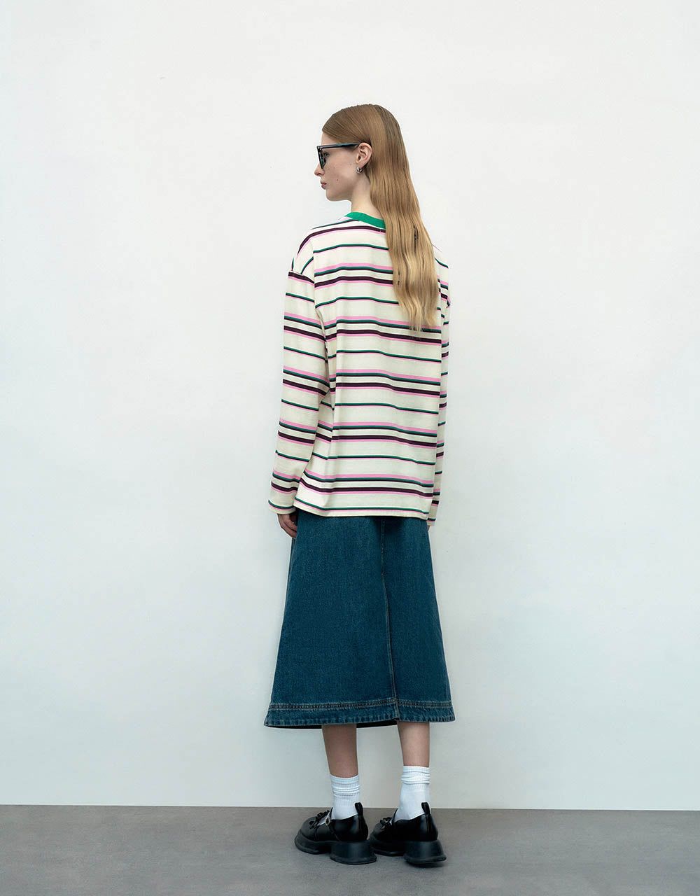 Striped Crew Neck Straight T-Shirt sold by Urban Revivo product image thumbnail 4