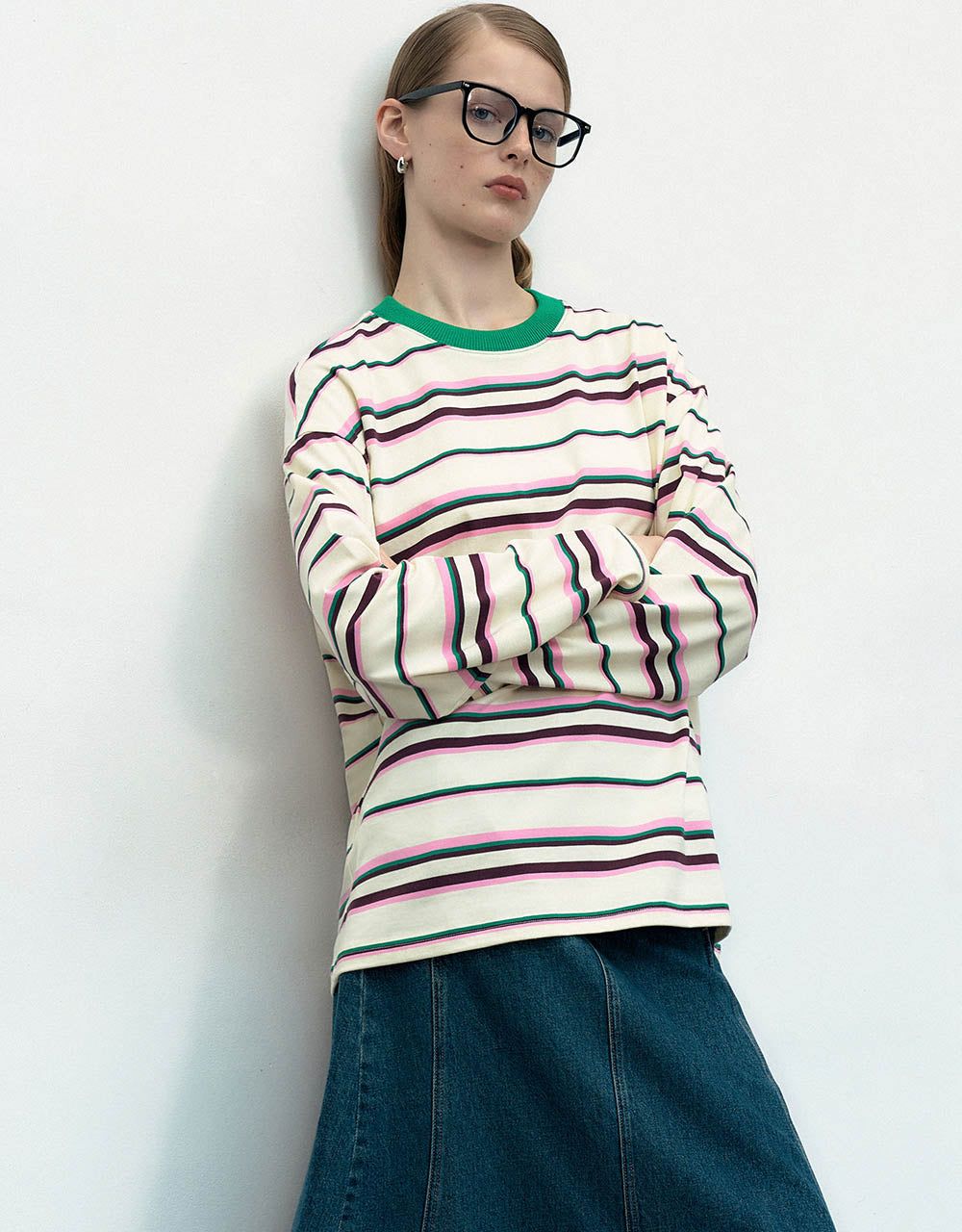 Striped Crew Neck Straight T-Shirt sold by Urban Revivo product image thumbnail 3
