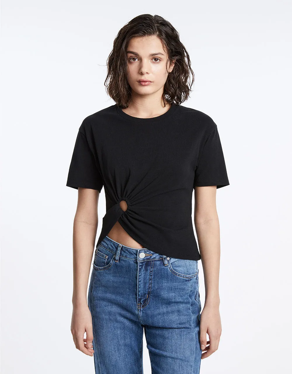 Cropped T-Shirt With Ring Detail sold by Urban Revivo product image thumbnail 4