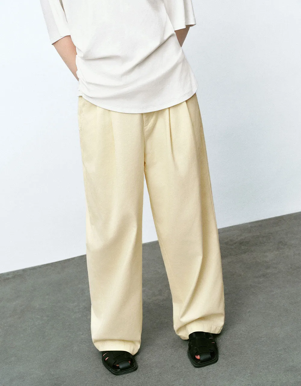 Wide-Leg Loose Pants sold by Urban Revivo product image thumbnail 2