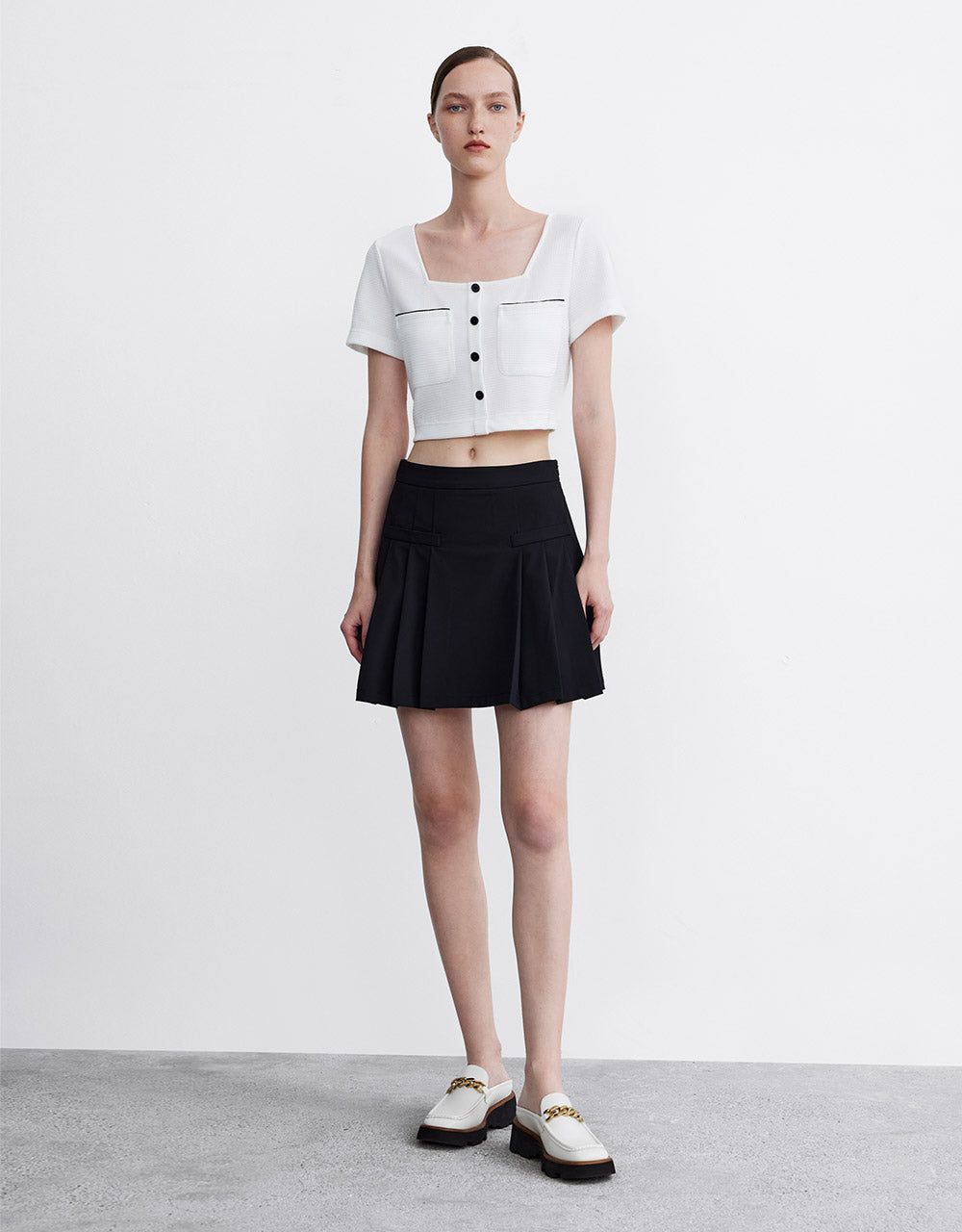 Pleated Mini Skirt sold by Urban Revivo product image thumbnail 2
