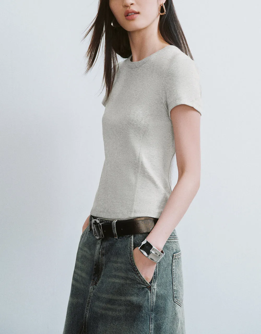 Crew Neck Skinny T-Shirt sold by Urban Revivo product image thumbnail 3