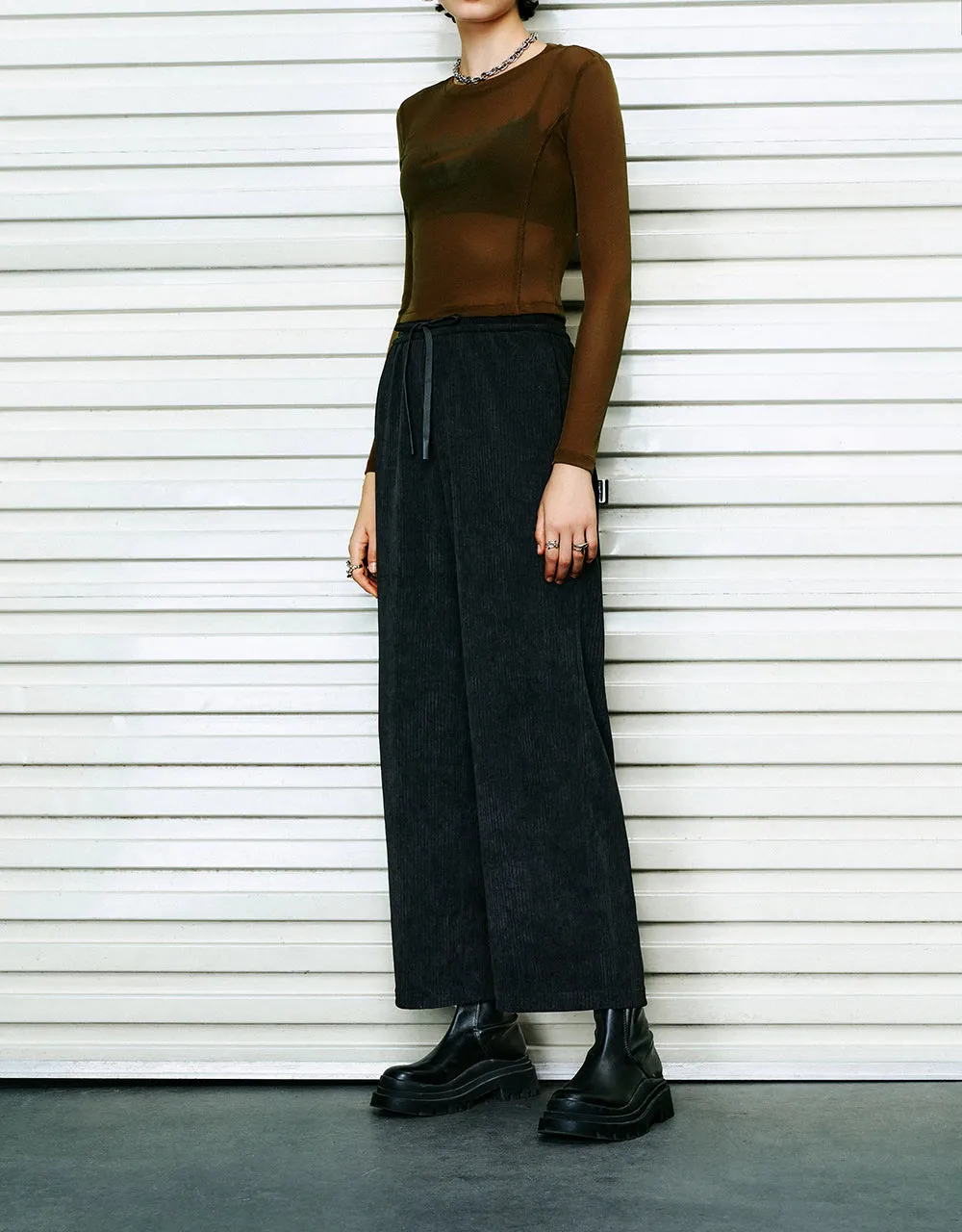 Drawstring Waist Knitted Wide-Leg Pants sold by Urban Revivo product image thumbnail 4