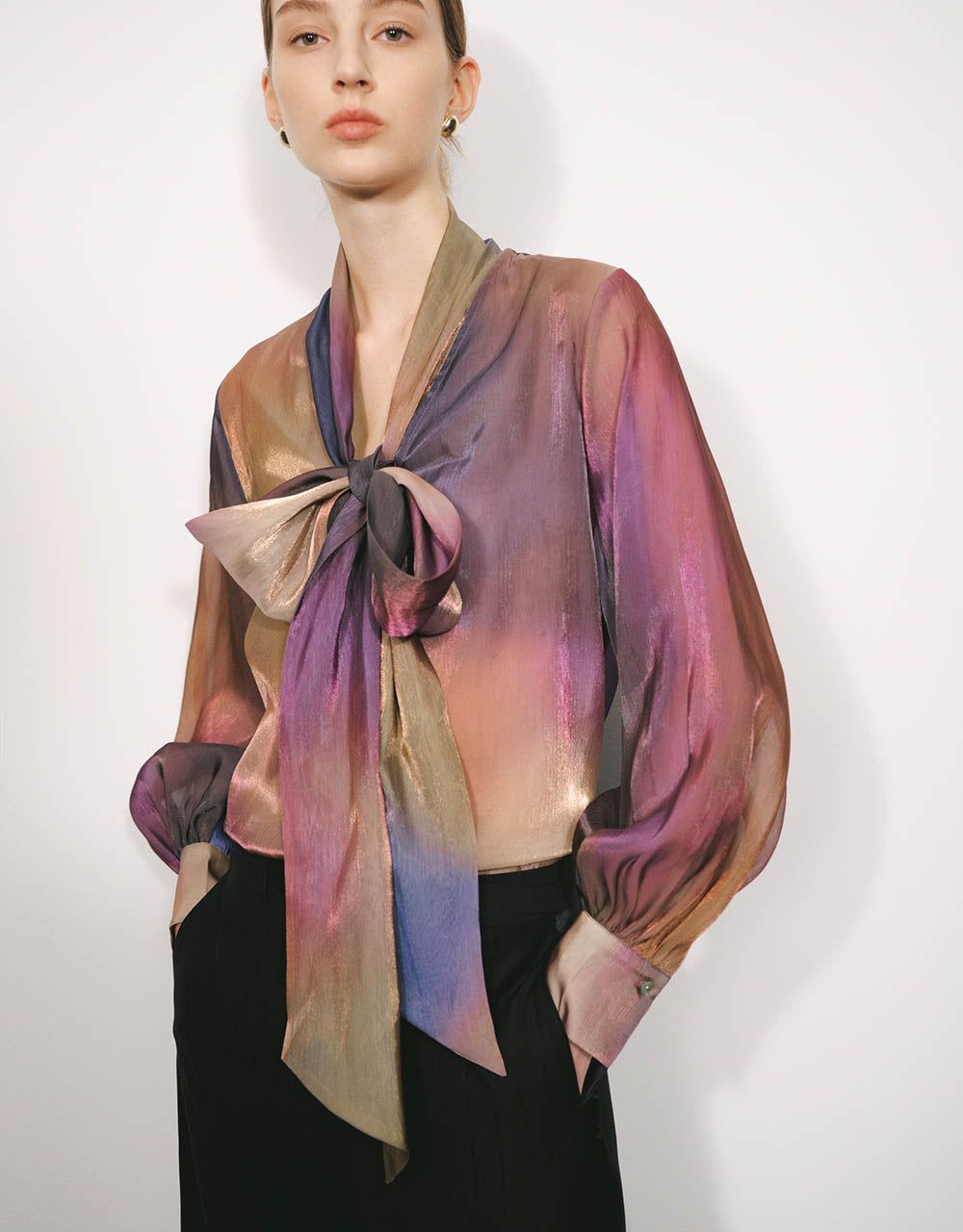 Puff Sleeve V-Neck Overhead Shirt sold by Urban Revivo product image thumbnail 3