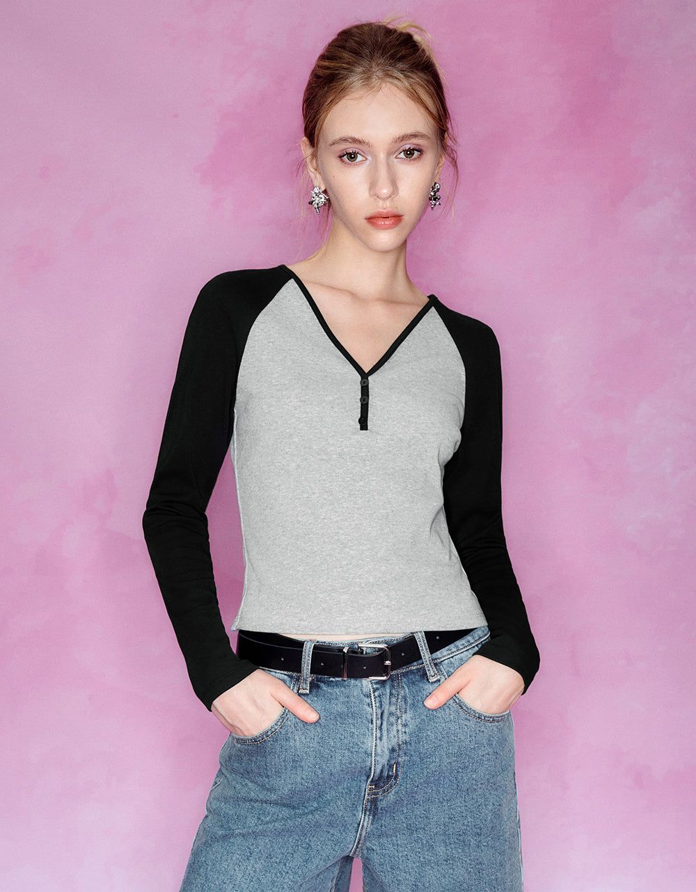 Raglan Sleeve V-Neck Skinny T-Shirt sold by Urban Revivo