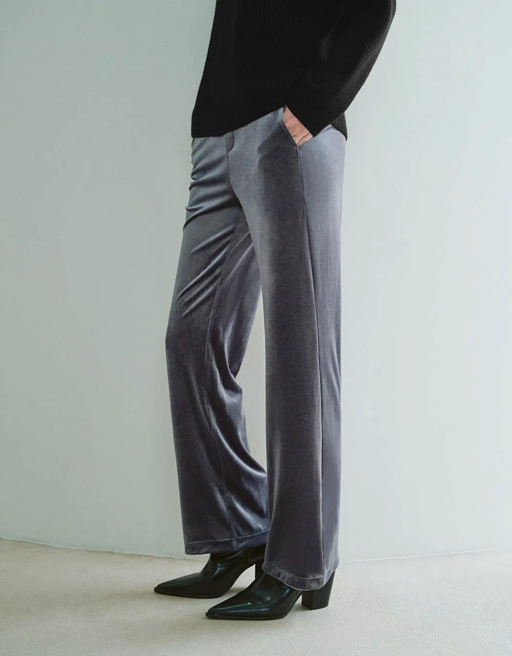 Knitted Flare Pants sold by Urban Revivo product image thumbnail 4