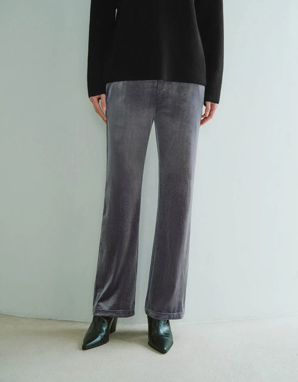 Knitted Flare Pants sold by Urban Revivo product image thumbnail 2