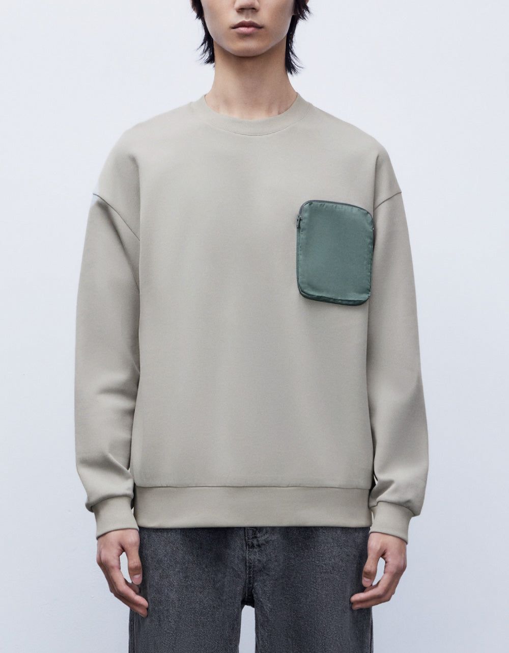 One Pocket Detail Sweatshirt sold by Urban Revivo product image thumbnail 4