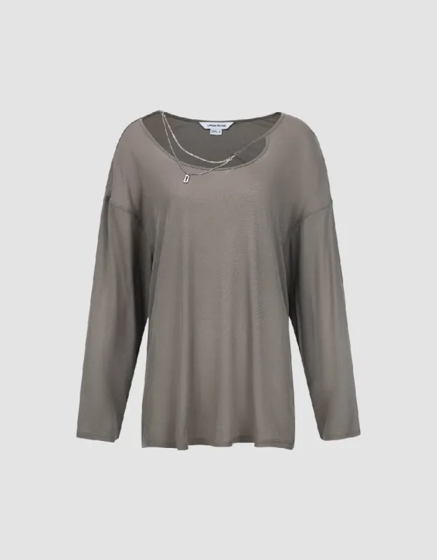 Crew Neck Loose T-Shirt With Necklace sold by Urban Revivo