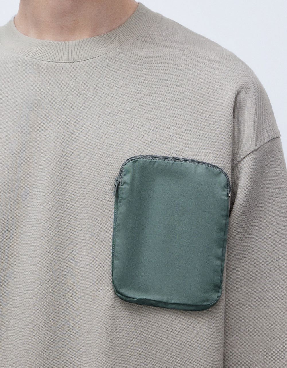 One Pocket Detail Sweatshirt sold by Urban Revivo product image thumbnail 3