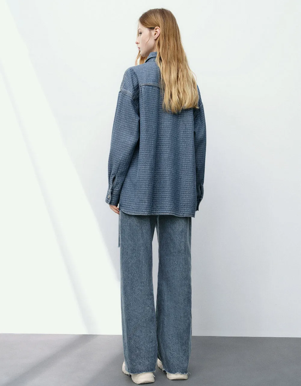 Button Up Denim Shirt sold by Urban Revivo product image thumbnail 4