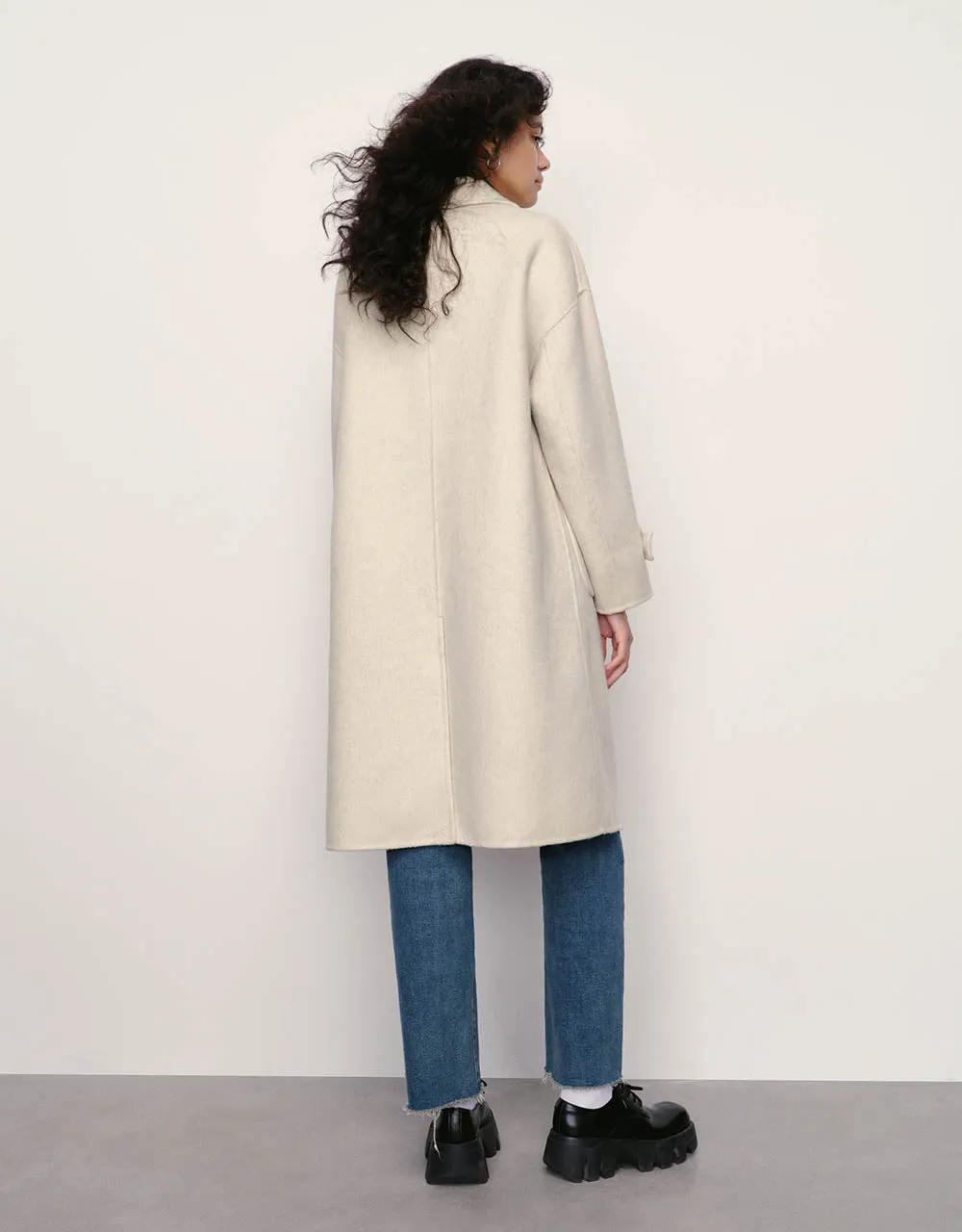 Longline Straight Coat sold by Urban Revivo product image thumbnail 4