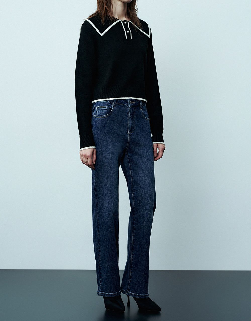 Skinny Straight Jeans sold by Urban Revivo product image thumbnail 4