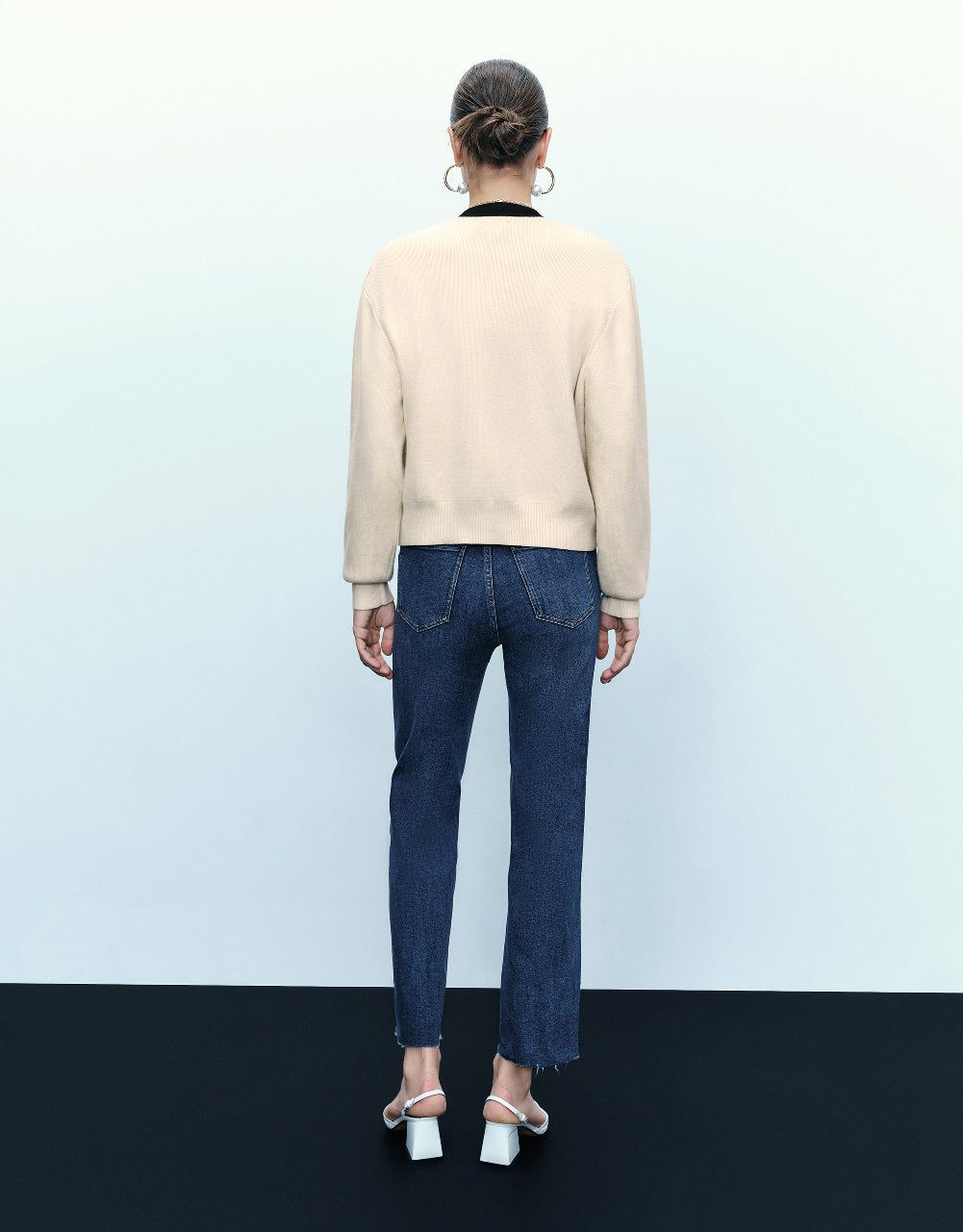 Raw Hem Straight Jeans sold by Urban Revivo product image thumbnail 5