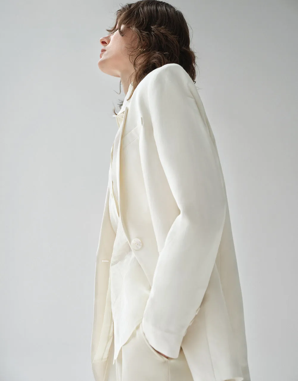 Notch Lapel Straight Blazer sold by Urban Revivo product image thumbnail 3