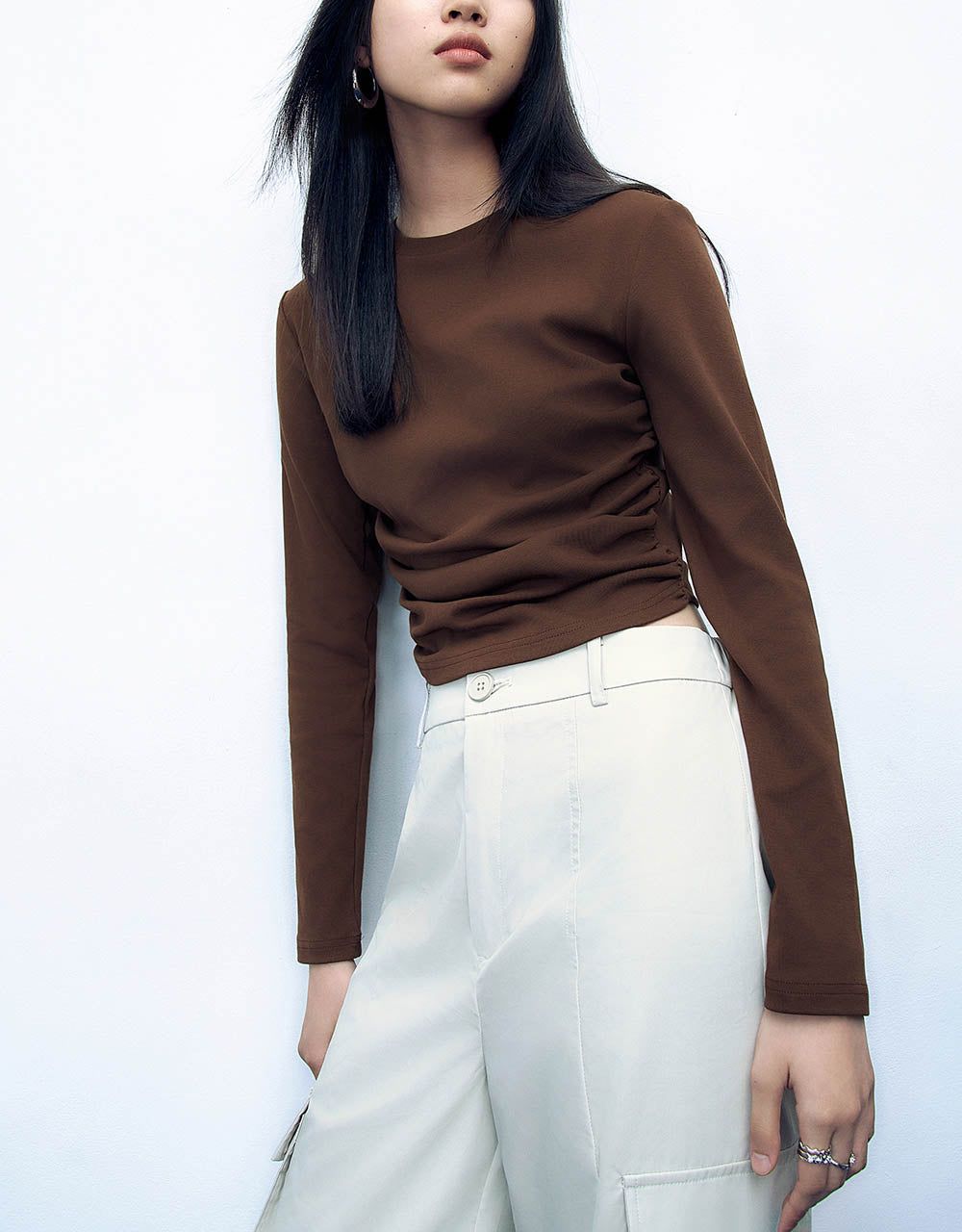 Ruched Crew Neck Knitted Loose T-Shirt sold by Urban Revivo product image thumbnail 2