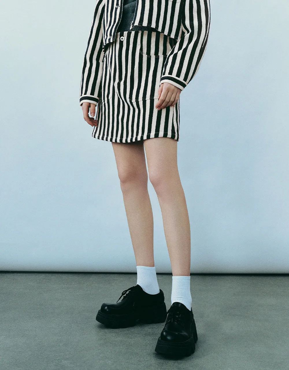 Striped Mini A-Line Skirt sold by Urban Revivo product image thumbnail 4