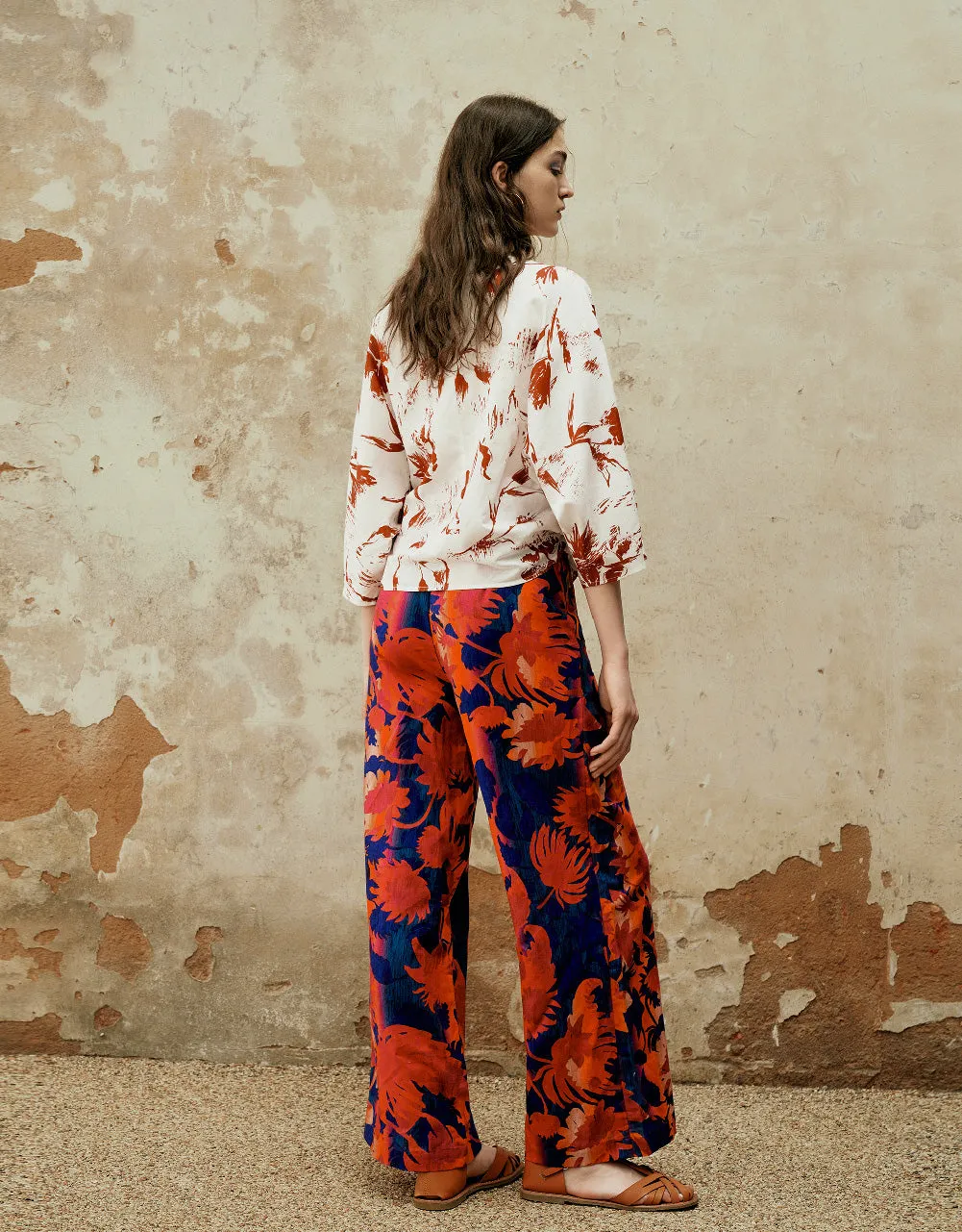 Floral Printed Wide-Leg Pants sold by Urban Revivo product image thumbnail 5