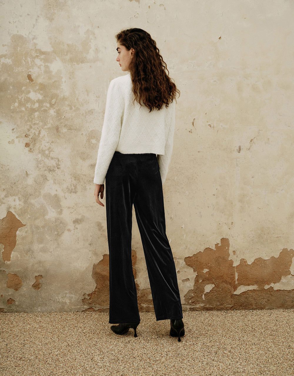 Tweed Chain Detail Knitted Cardigan sold by Urban Revivo product image thumbnail 4