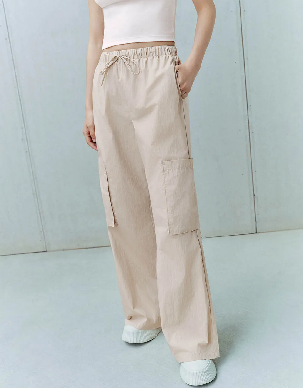 Drawstring Waist Wide-Leg Pants sold by Urban Revivo product image thumbnail 4