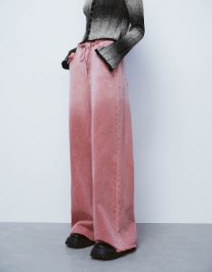 Wide-Leg Jeans sold by Urban Revivo